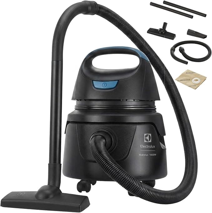 Foto de Aspirador água pó Electrolux compacto potente função sopro 1400W 12 L